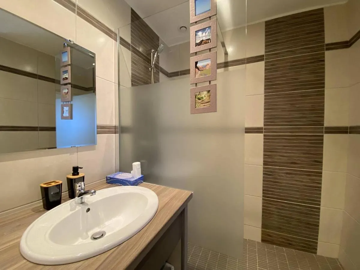 Bel Appartement Avec Wifi, Balcon Et Garage A Perros-Guirec - Fr-1-368-375